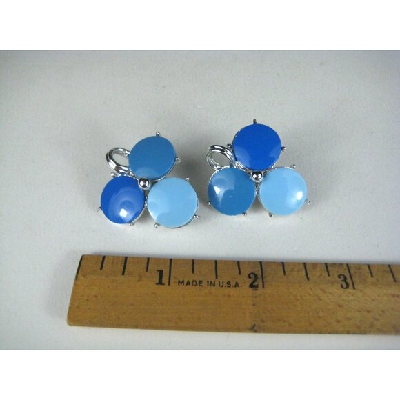 Coro Vintage Blue Lucite Clip On Earrings Silver Tone Grape - Picture 2 of 8